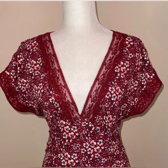 NWOT Free People sweet talker floral lace V neck ruched keyhole mini dress - Picture 5 of 14